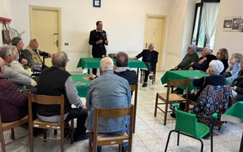 Truffe agli anziani, incontro con i Carabinieri