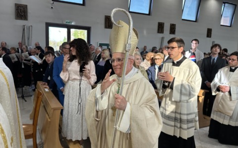 Il vescovo Mariano Crociata e la preghiera per la pace