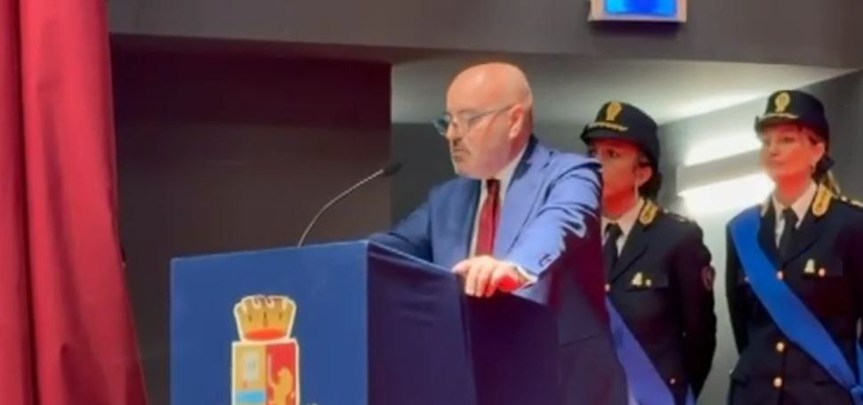 La festa della Polizia al Teatro Vittoria. LE INTERVISTE