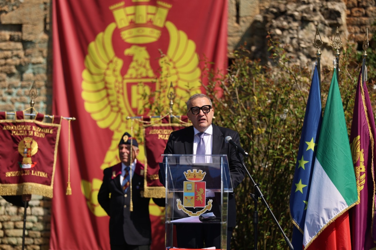 La festa della Polizia al Giardino di Ninfa. LE INTERVISTE