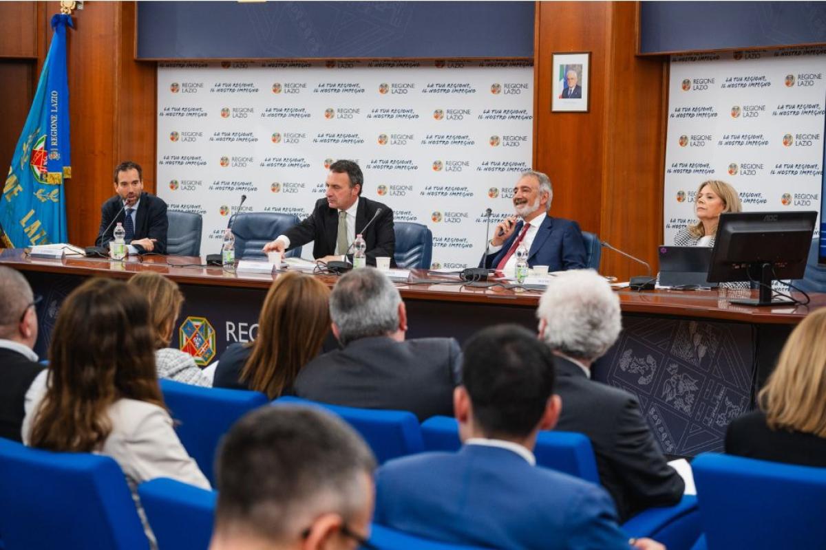 Rifiuti, la Regione presenta il nuovo Piano di gestione: in provincia di Latina discarica ad Aprilia, in ciociaria ampliata quella di Roccasecca