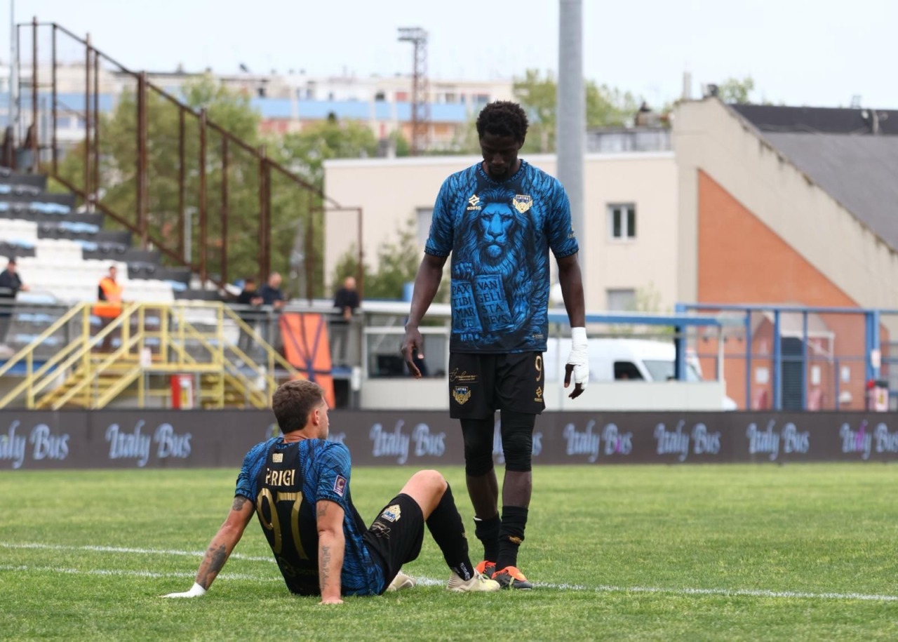 Latina-Casarano 1-2, nerazzurri a rischio play out. Volpe: “Non è finita”. VIDEO