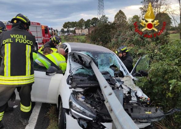 Scontro tra un’auto e un tir sulla superstrada “Avezzano-Sora”, un morto e due feriti