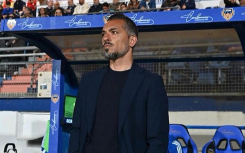 “Grazie Latina, grazie ragazzi”, il post di Volpe scatena il toto panchina