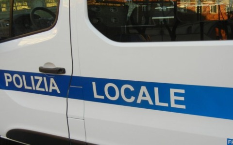 Smettono di pagare il canone mensile, sequestrate 19 auto prese a noleggio