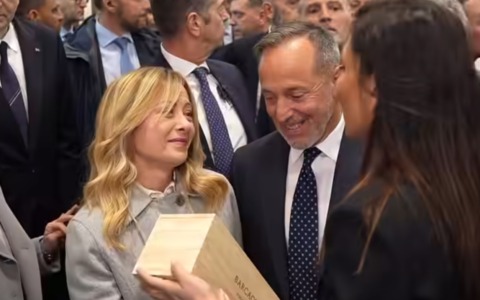 Vinitaly, la Premier Meloni visita il padiglione della Regione Lazio