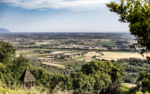 Regole ferree per le rinnovabili: il nuovo regolamento tutela paesaggio e agricoltura