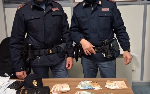 Truffa del “finto nipote”: la Polizia arresta due uomini