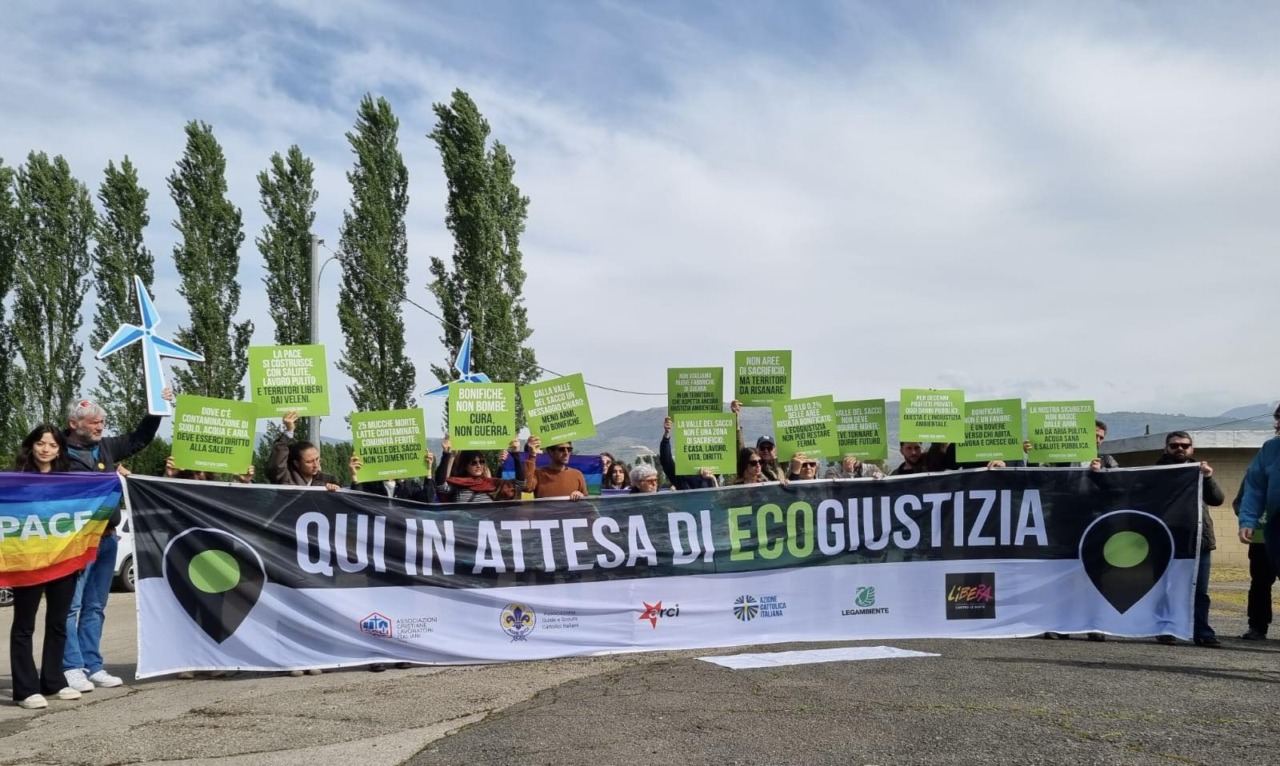 Industria bellica, proteste e polemiche alla Conferenza dei Servizi