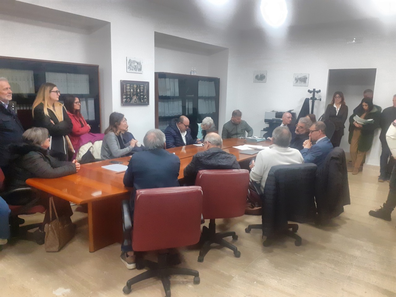 Balneari in Comune. Incontro con il Sindaco. Schiarita per l’estate 2026