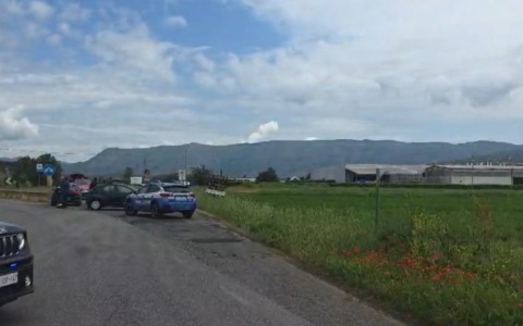 Zona Mazzocchio isolata, esplosione in fabbrica e fuoriuscita di ammoniaca. VIDEO