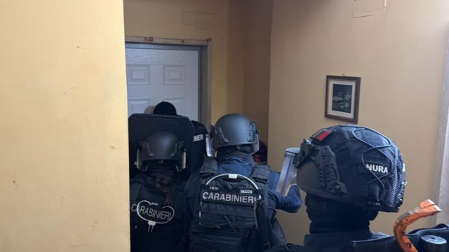 Smantellato un gruppo di trafficanti di droga, tra gli arrestati anche Massimiliano Del Vecchio. IL VIDEO