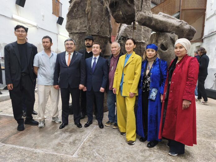 Biennale di Venezia: inaugurato il padiglione del Kazakhstan – foto e video