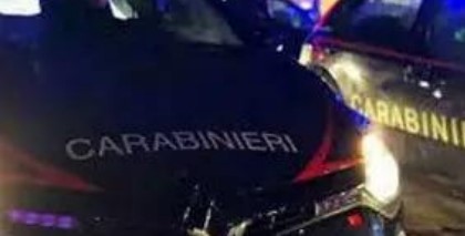 Auto in fiamme a Borgo Sabotino, indagano i Carabinieri