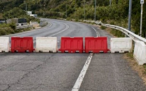 Chiusa la galleria Trepani sulla Flacca per lavori di manutenzione