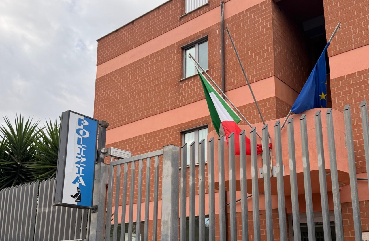Segue l’ex compagna fino in Commissariato, arrestato stalker in flagranza di reato