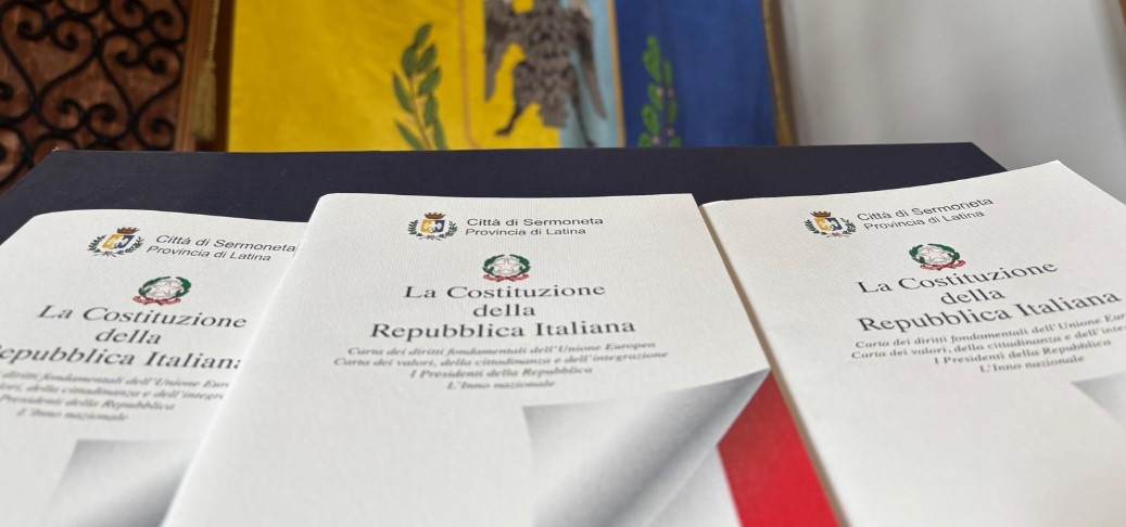 Repubblica Italiana, la cerimonia di consegna della Costituzione Italiana
