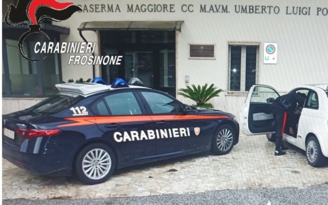 Fermata sulla Casilina Nord guidava ubriaca, denunciata una donna
