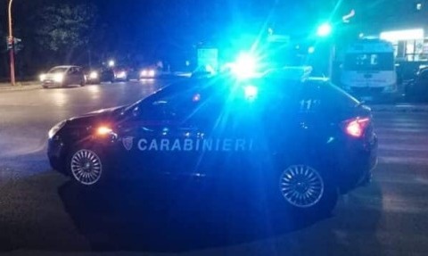 Furto e resistenza, arrestato