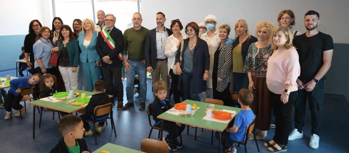 La nuova mensa della scuola media e dell’infanzia “Caselli” di Prato Cesarino dell’Istituto Comprensivo Leone Caetani