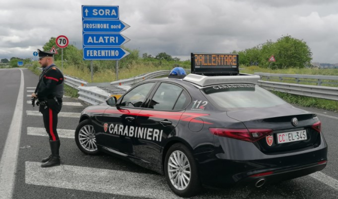 Arrestato 5 giorni fa, aggredisce i Carabinieri ferendone uno
