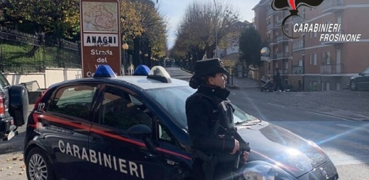 Arresto e braccialetto elettronico per un uomo di 58 anni