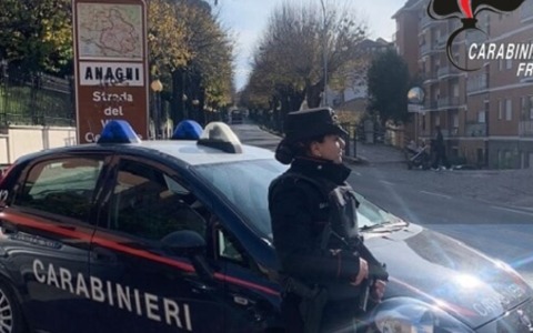 Arresto e braccialetto elettronico per un uomo di 58 anni