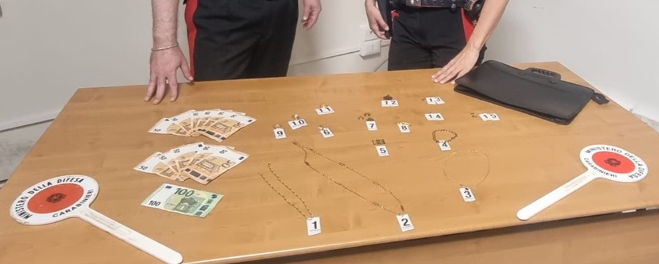 Truffa un’anziana nelle Marche, fermato dai Carabinieri sulla superstrada