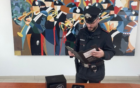 Cocaina, crack e hashish in casa. Arrestata una 39enne