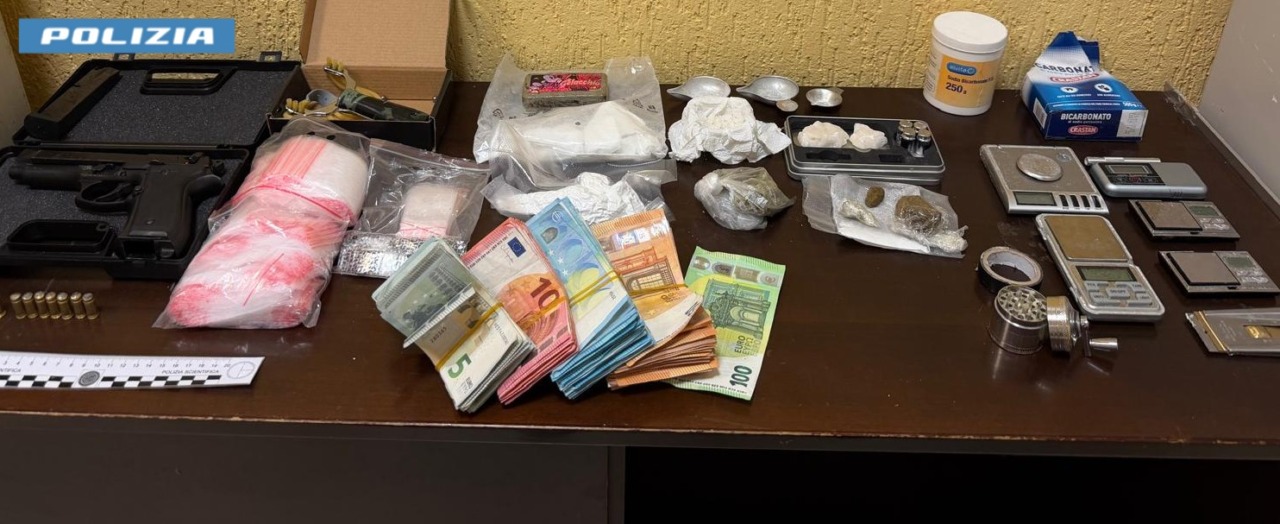 Detenzione ai fini di spaccio e detenzione illegale di armi, arrestati un uomo e una donna
