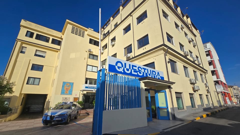 Denaro per ottenere il permesso di soggiorno, l’inchiesta anche nella provincia pontina. IL VIDEO