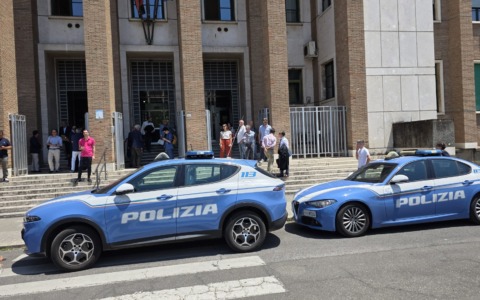Allarme bomba in tribunale: evacuato (IL VIDEO)