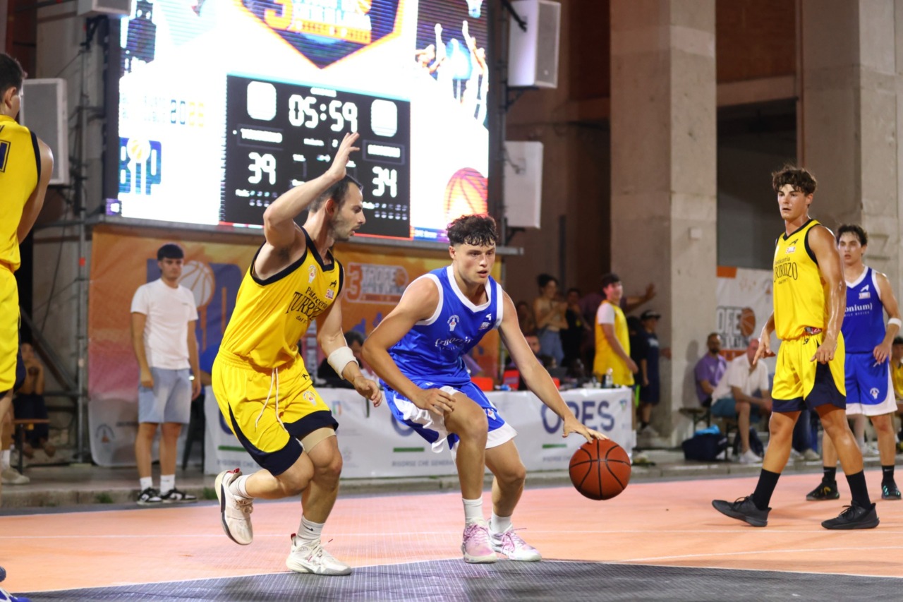 Basket in Piazza, è tornata la magia delle notti d’estate