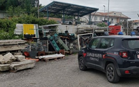 Azienda senza sistema di depurazione delle acque reflue industriali, una denuncia
