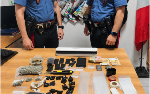 Marijuana in auto e nell’abitazione. I Carabinieri arrestano un quarantenne