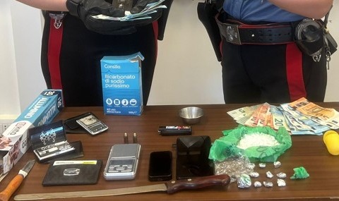 Droga e munizioni, due arresti