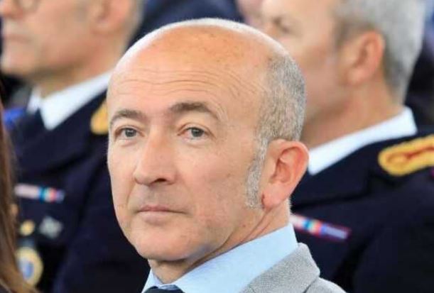 Insulti al giudice Giuseppe Cario durante un interrogatorio, denunciata una donna