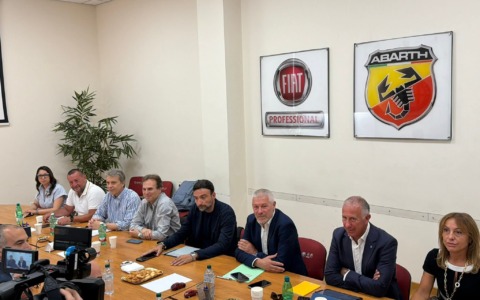 Stellantis: “Nessuna chiusura, a Cassino la nuova Grecale”