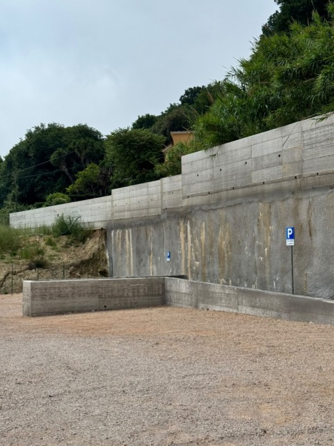 Via dell’Acropoli, aperto il nuovo parcheggio gratuito in via sperimentale