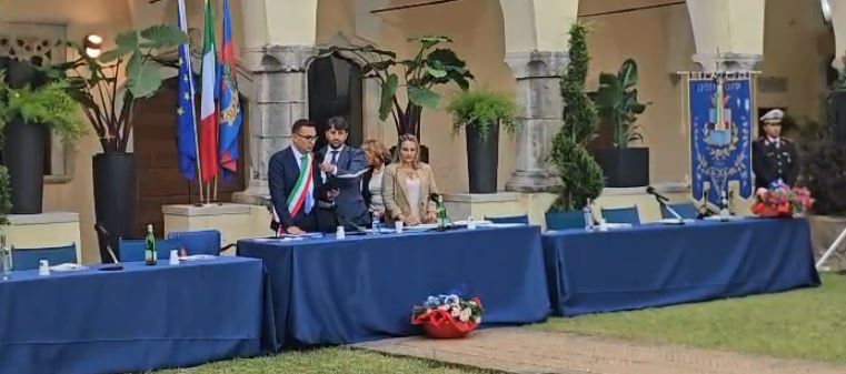Il primo Consiglio Comunale, presentata la giunta Carnevale / I NOMI