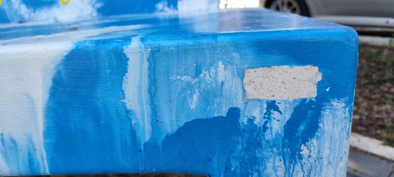 Vandalizzate le “panchine parlanti”, i bambini perdono la voce