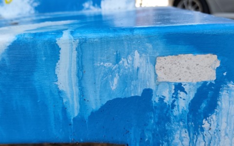 Vandalizzate le “panchine parlanti”, i bambini perdono la voce