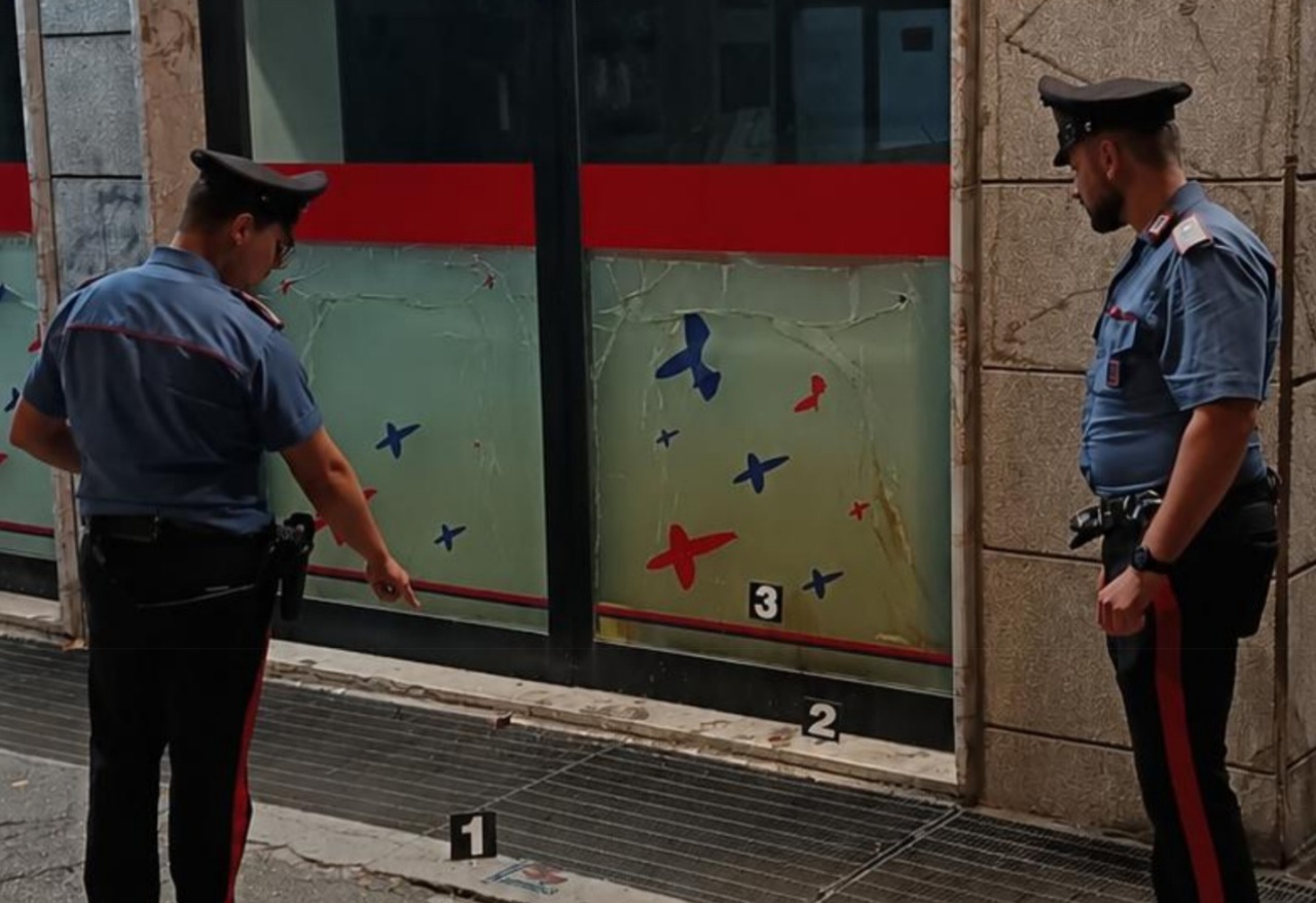 Via Don Morosini, dopo la rissa il tentato omicidio. Uomo ferito gravemente alla schiena