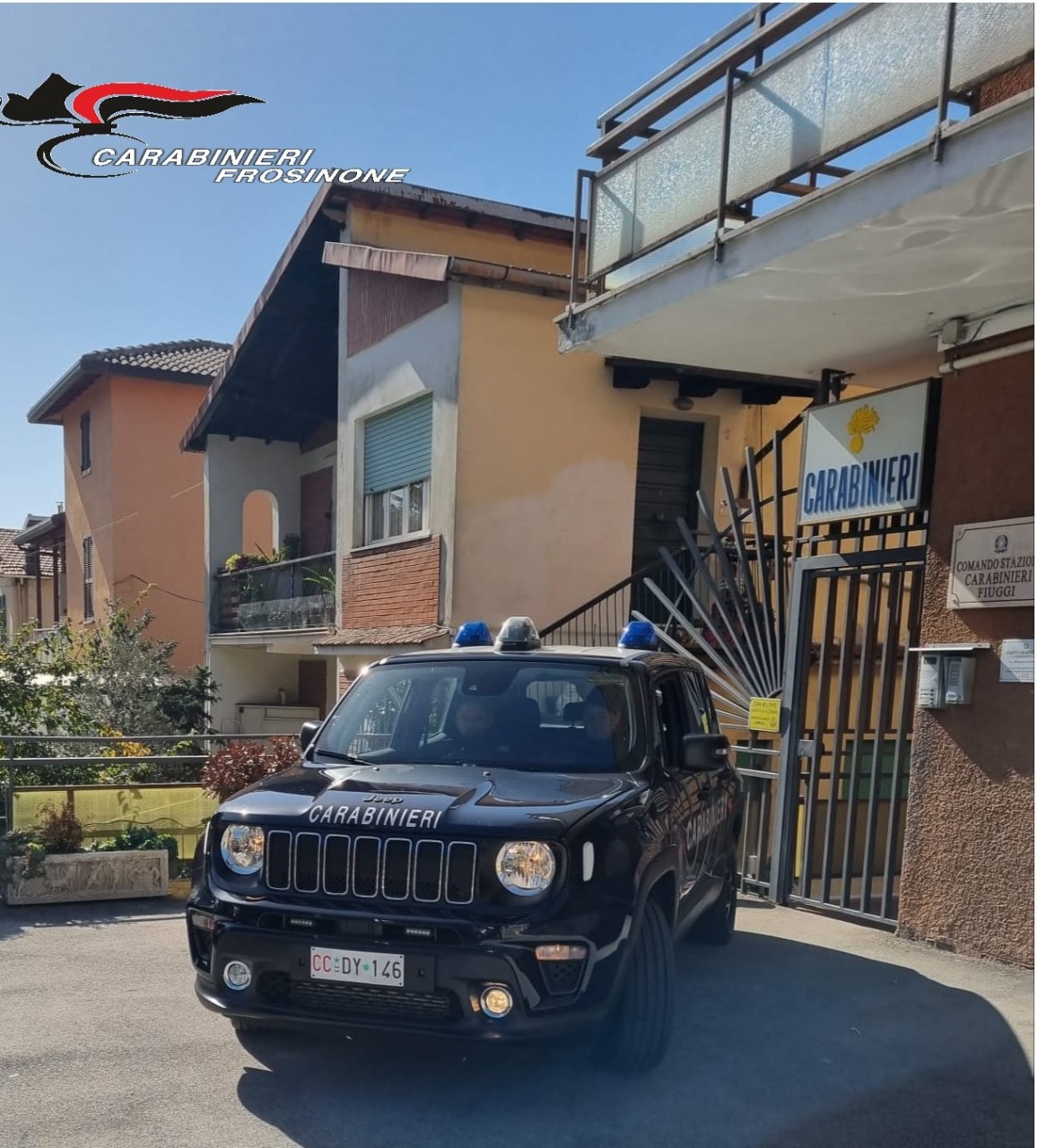 Aggredisce la madre e l’anziana nonna, arrestato