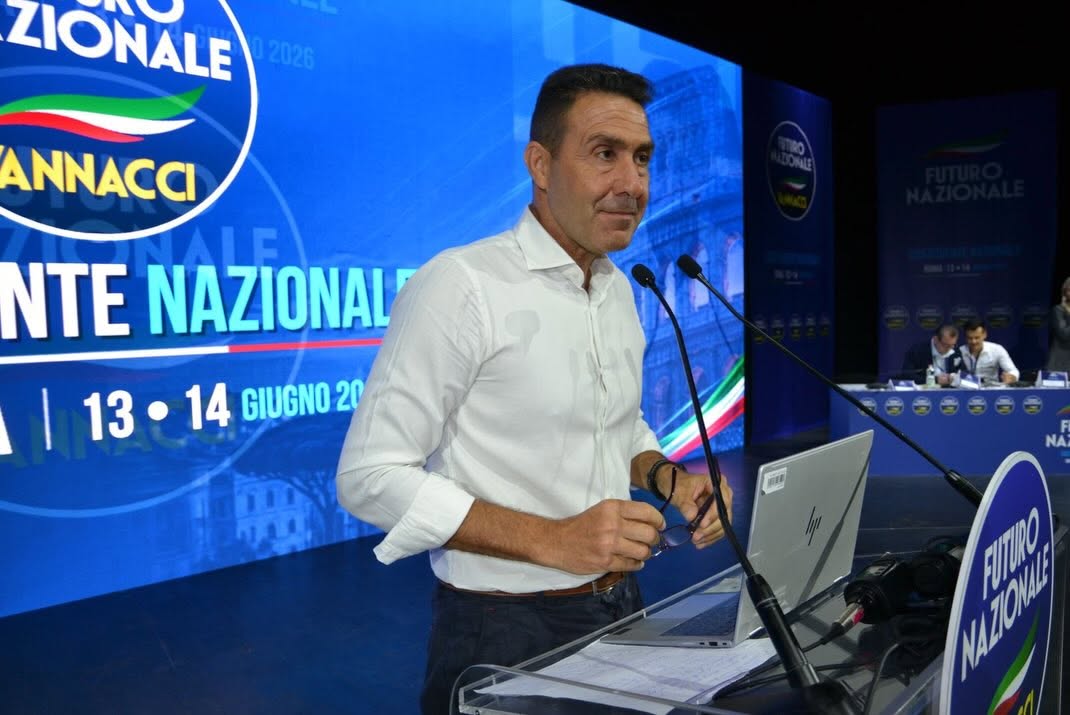 Futuro nazionale, si è conclusa l’assemblea costituente. Vannacci: “Non un partito di capi bastone, ma un partito di leader capaci di formare altri leader”. Ampia partecipazione da Latina e Frosinone