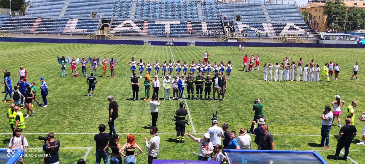 “Dal Red Carpet al Campo – La Partita del Cuore 2026”, vince la squadra dei Vigili del Fuoco