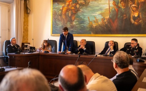 Sicurezza e strade killer: i sindaci del Frusinate incontrano il Prefetto