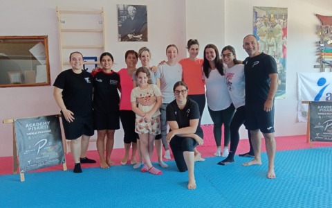 “Pronti a reagire”, lezione gratuita di difesa personale femminile