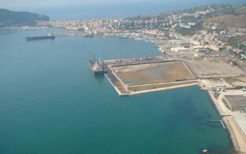L’intero porto commerciale sarà intitolato all’eroe Salvo D’Acquisto
