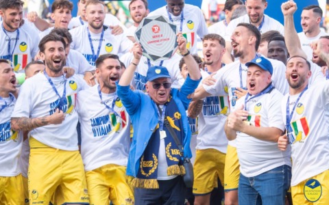 L’Ascoli ritorna in Serie B. Alla Scafatese lo scudetto della Serie D
